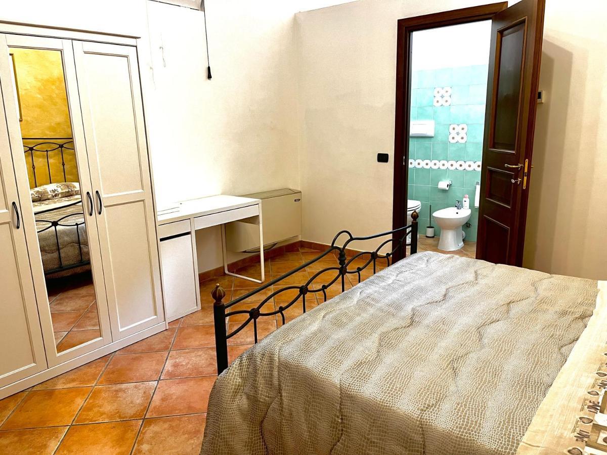Camera Matrimoniale con Bagno Privato